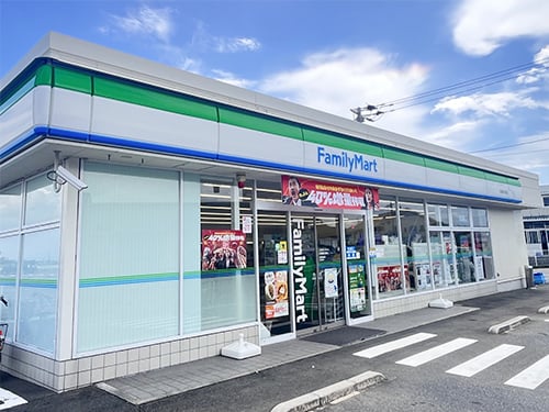 ファミリーマート